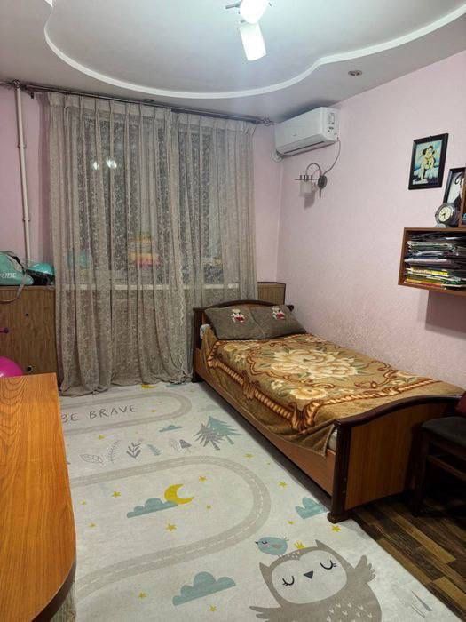Продаётся СПОЧНО 3х кв. Яккасарайский р-н, 70м2. Ул. Бабура, ТЦ Некст.