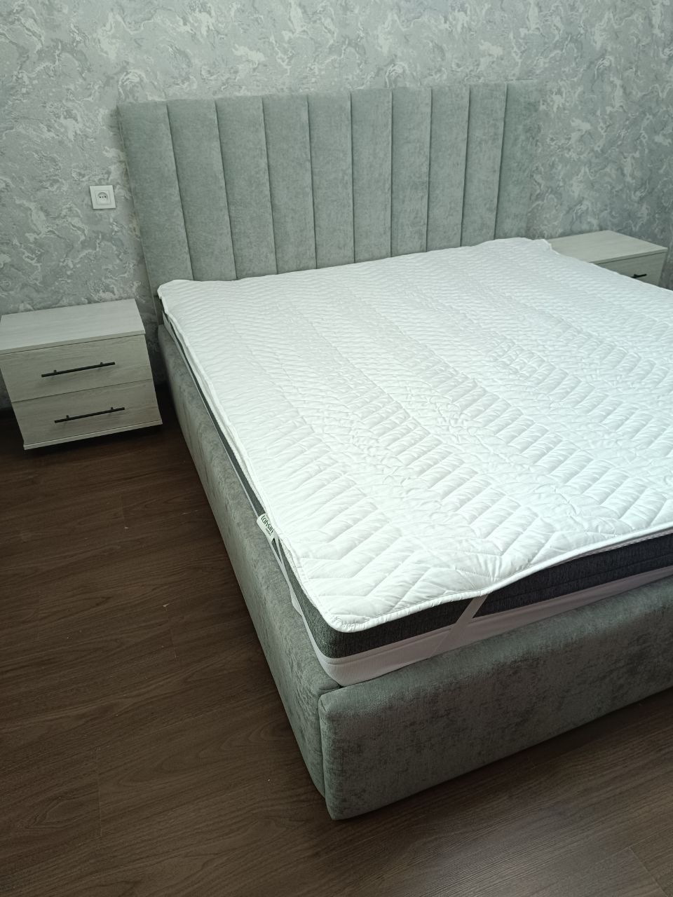 Spalniy kravat 2x