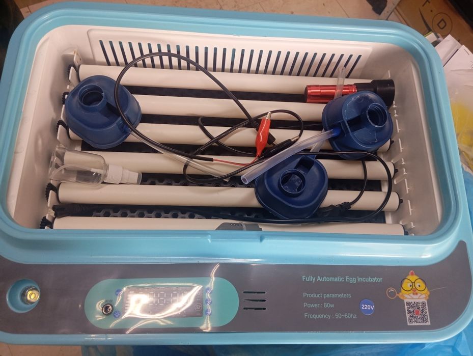 Инкубатор за люпене на яйца