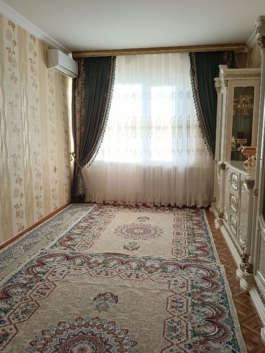 Юнусабад 15 квартал. Продается квартира 3/4/4