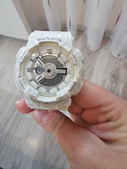Часовник G-Shock
