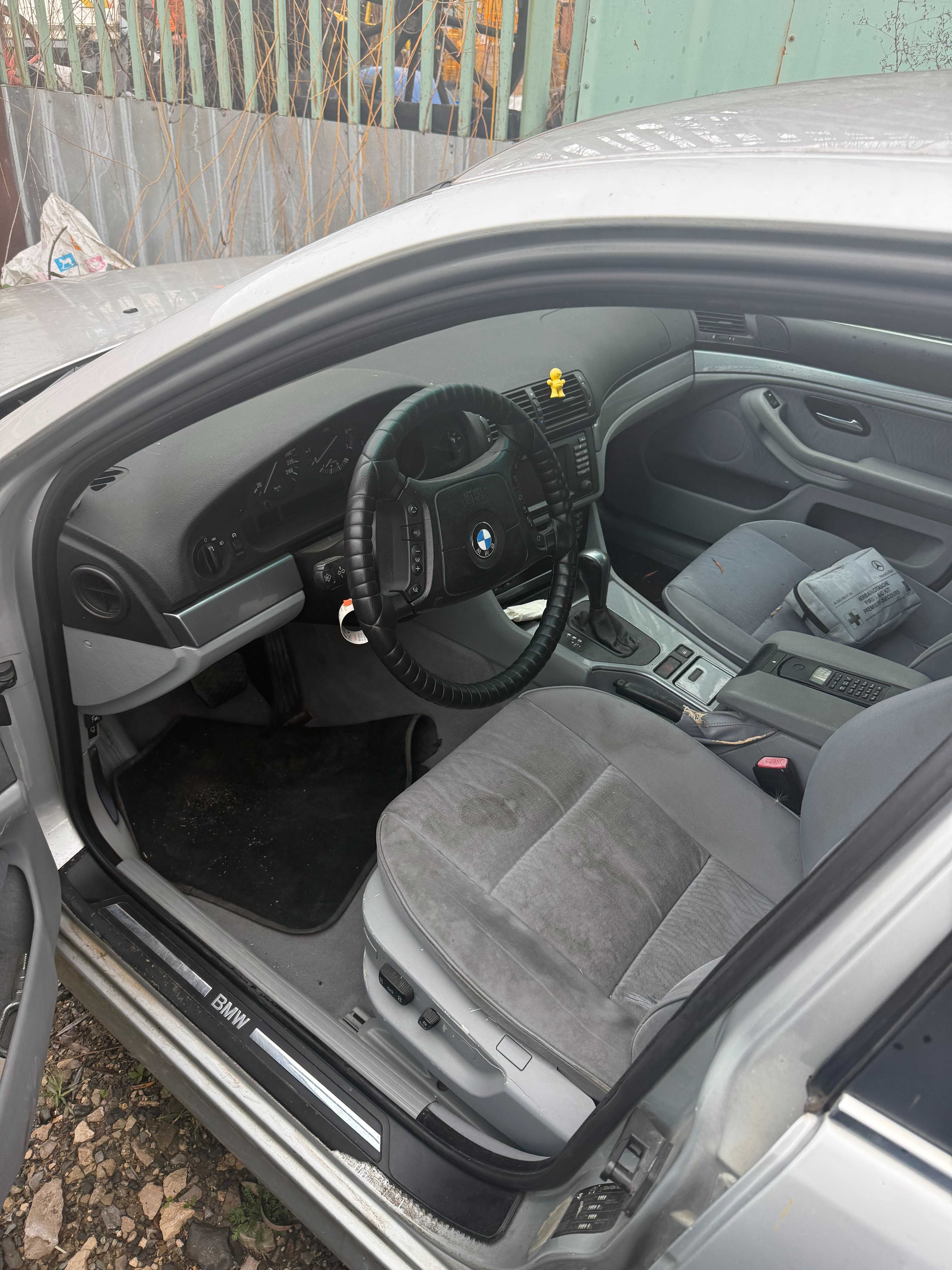 BMW 530i 3.0 2000