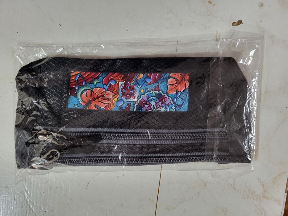 Vand borseta unisex noua