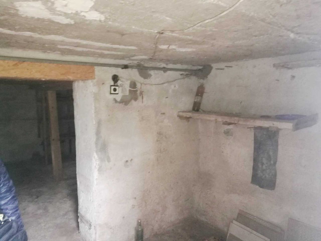 Продава се Къща в с. Ярджиловци, Област Перник - 66 кв.м за 682 €/кв.м - Снимка #16