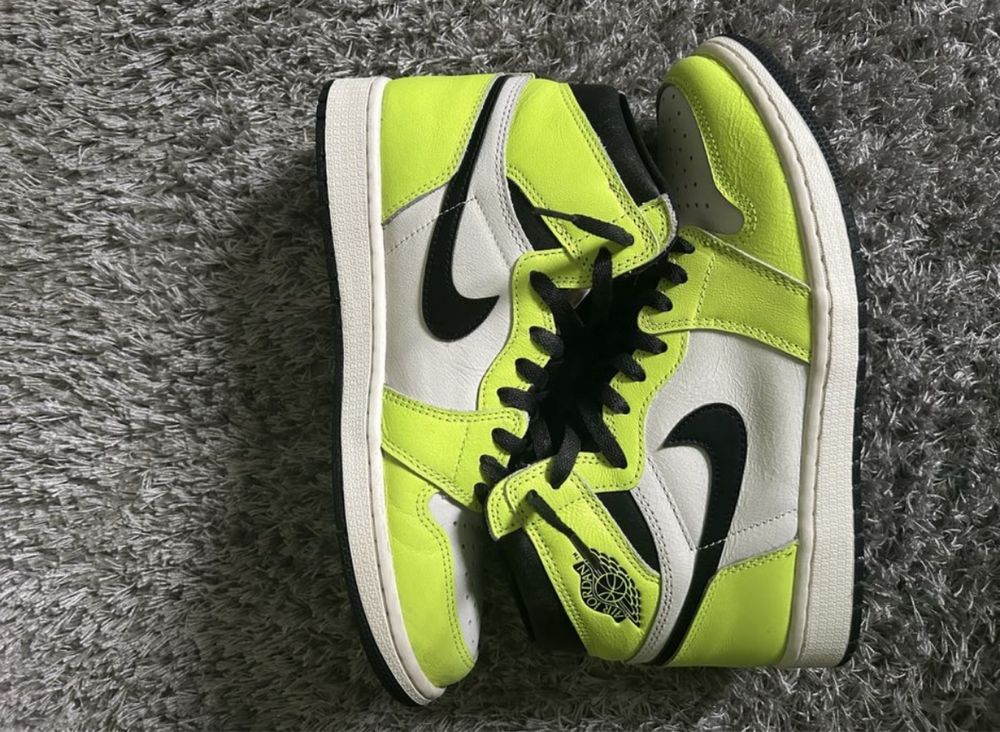 Jordan 1 Retro High Visionaire