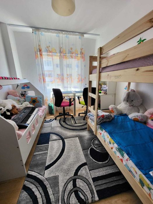 apartement 4 camere cu centrala proprie bloc 1981