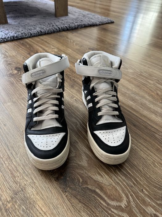 Vând Adidas Forum 84 HI W