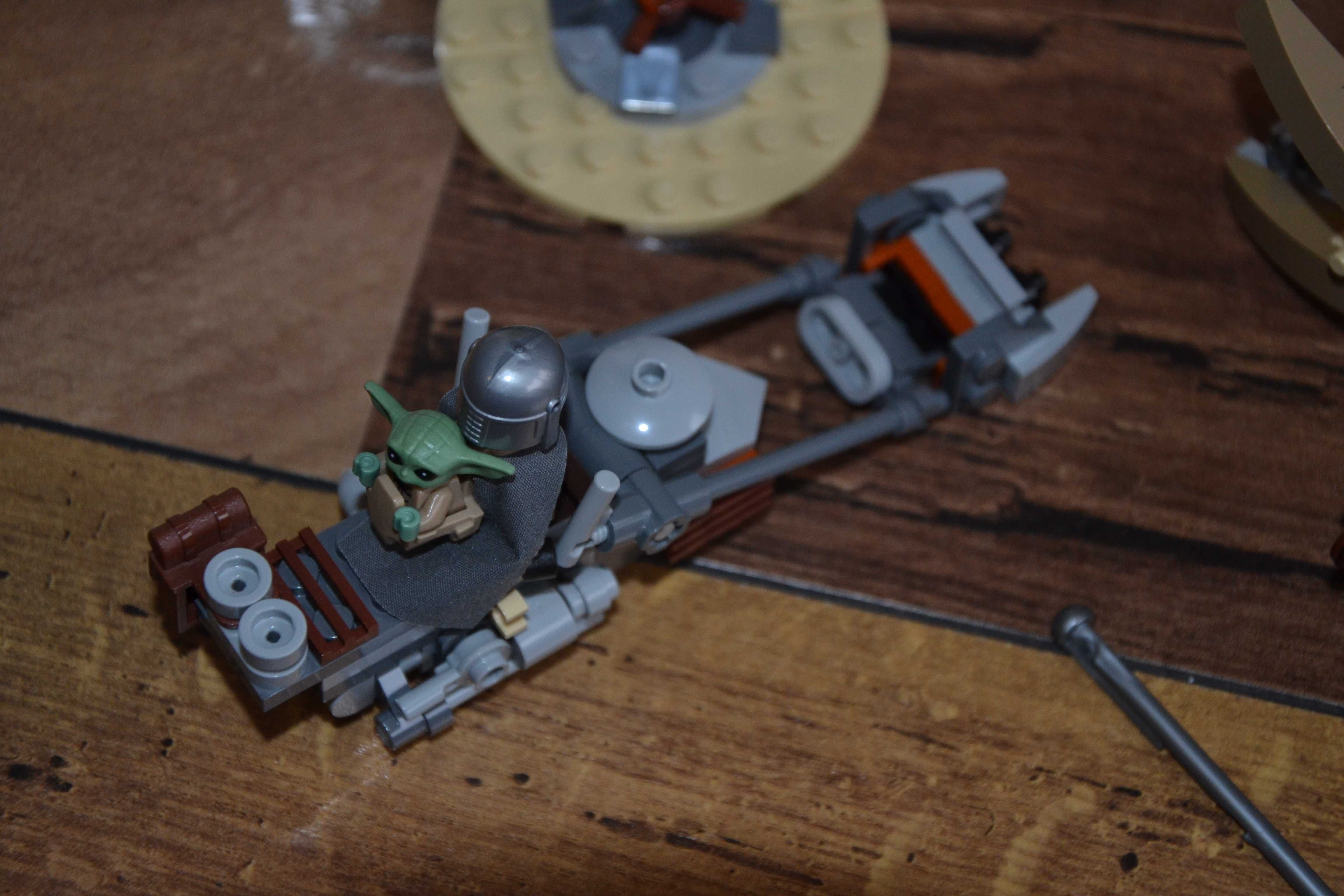 Конструктор LEGO Star Wars, the Mandalorian Trouble on Tatooine 75299