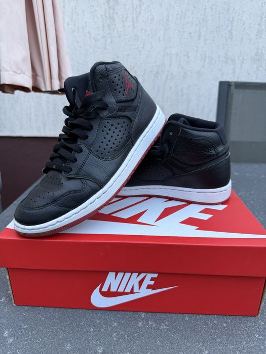 Adidasi,Sneakersi ghete nike,Jordan jumpman nr 41 si 26 cm