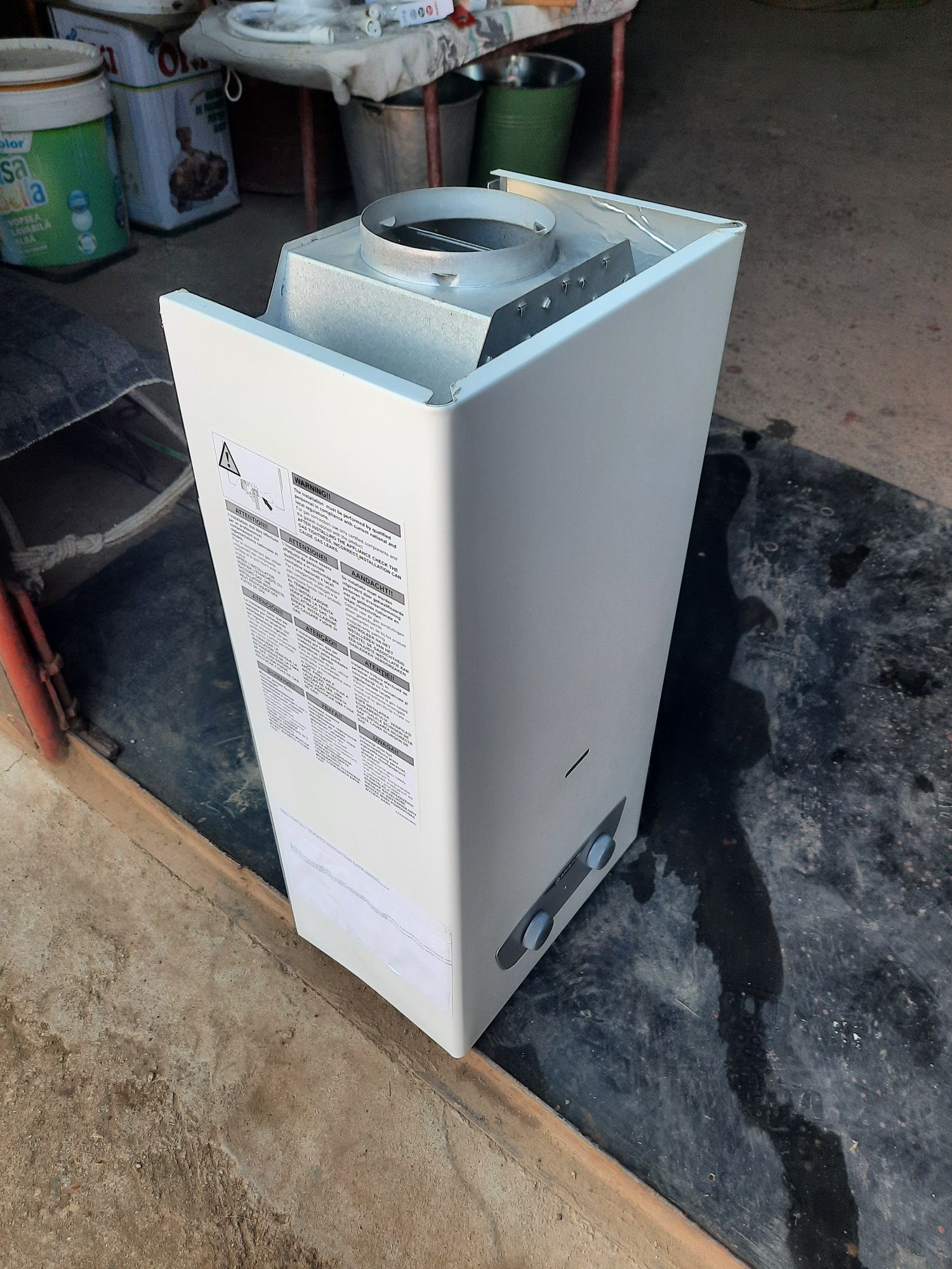 Boiler instant pe gaz Ariston