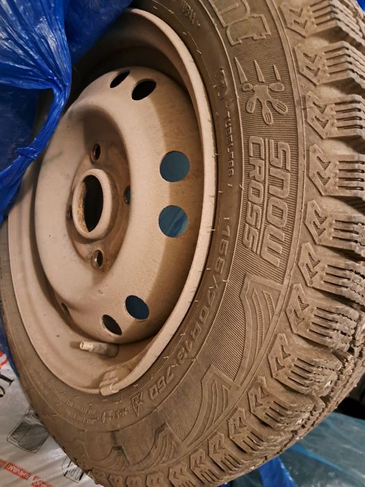 Зимние шины 155/70/ R13 4 шт