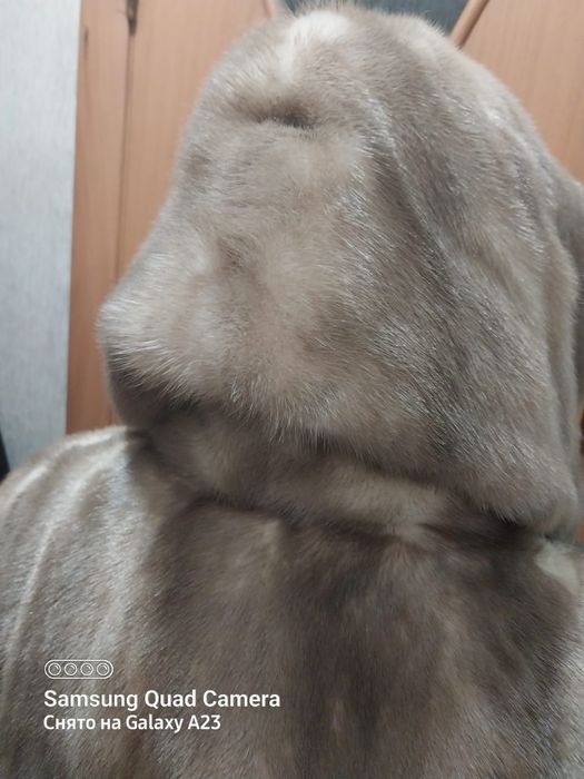 Продам норковую шубу