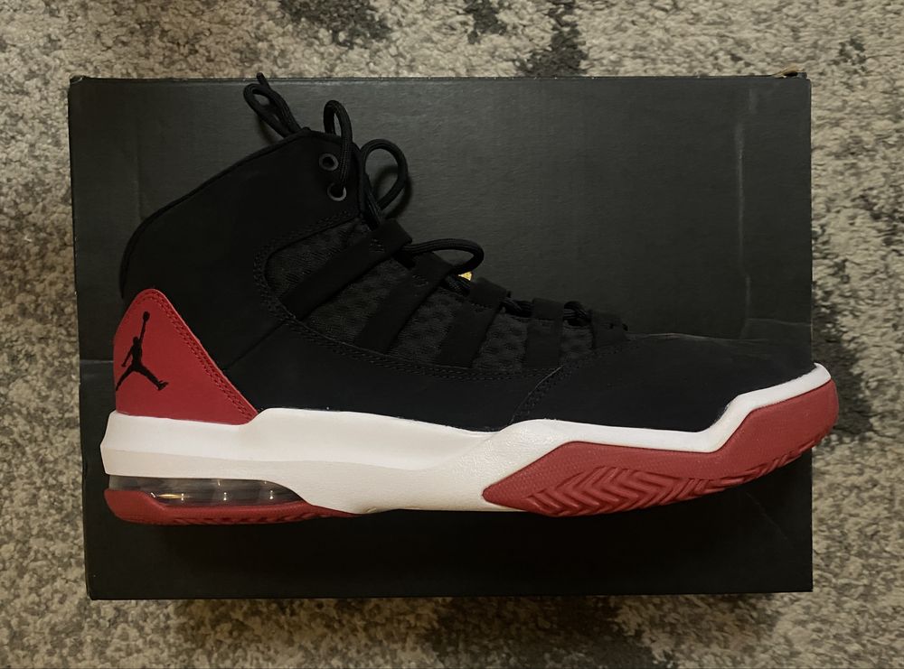 Jordan Max Aura ЧИСТО НОВИ