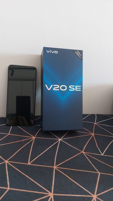Vivo V20se в отличном состоянии