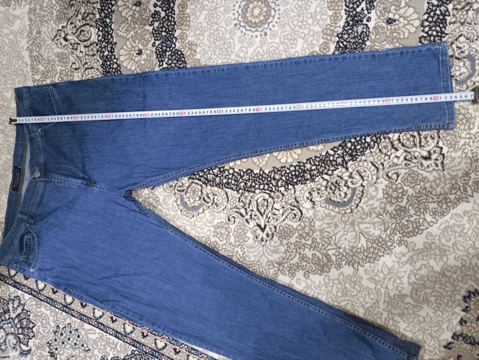 Продам мужские джинсы, один раз одеты