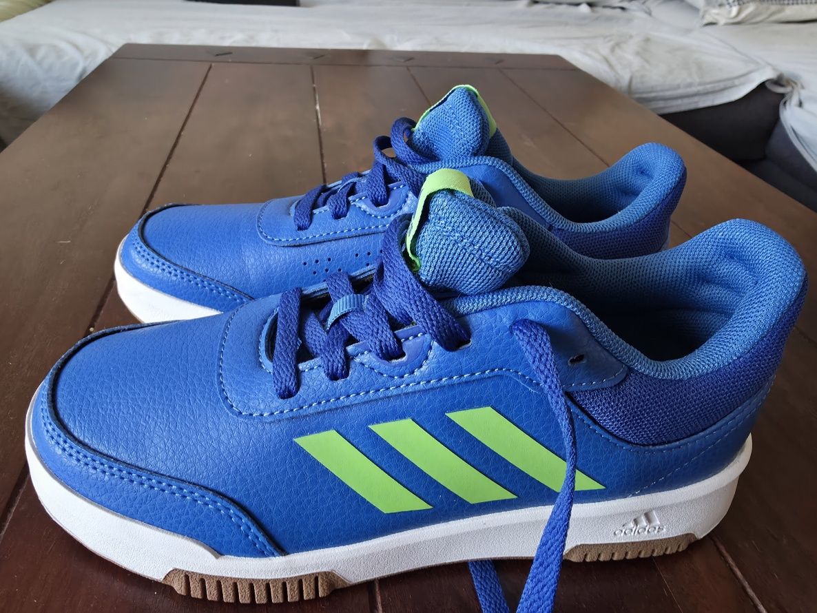Маратонки Adidas