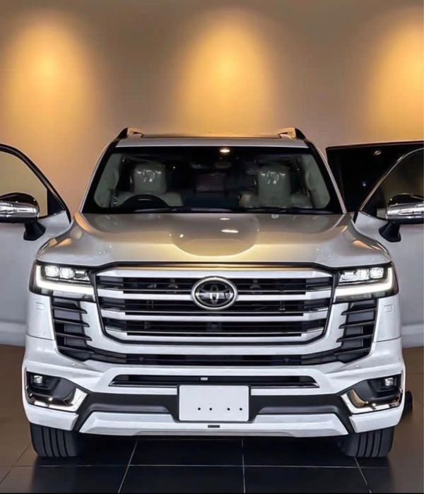 Обвес Middleeast Toyota Land Cruiser LC 300