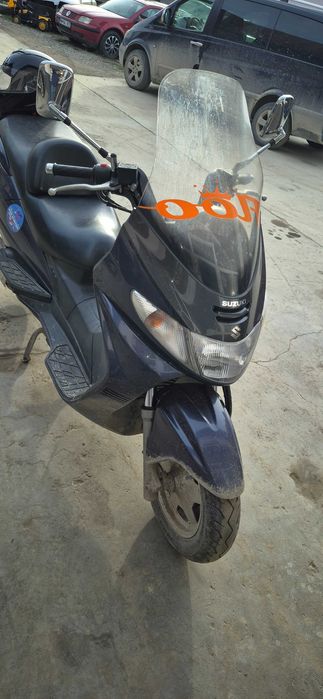 Scuter Suzuki Burgman