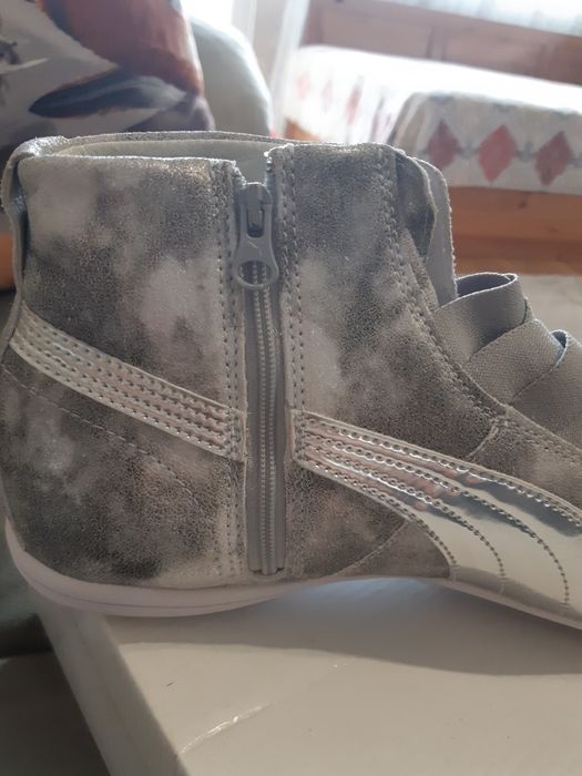 Оригинални Нови маратонки Пума в сиво