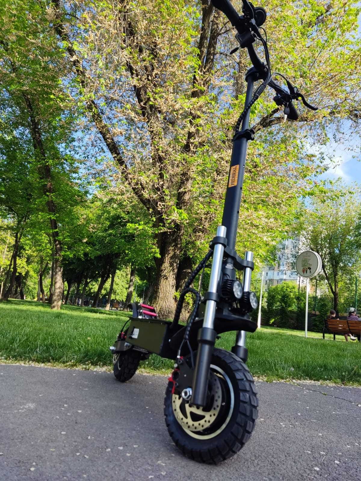 Trotineta electrica Max Power 60 Km viteaza MOTOR TOP Noua