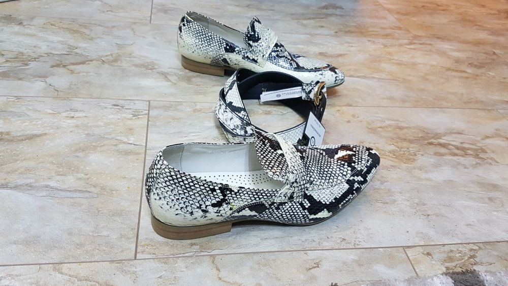 Pantofi si curea