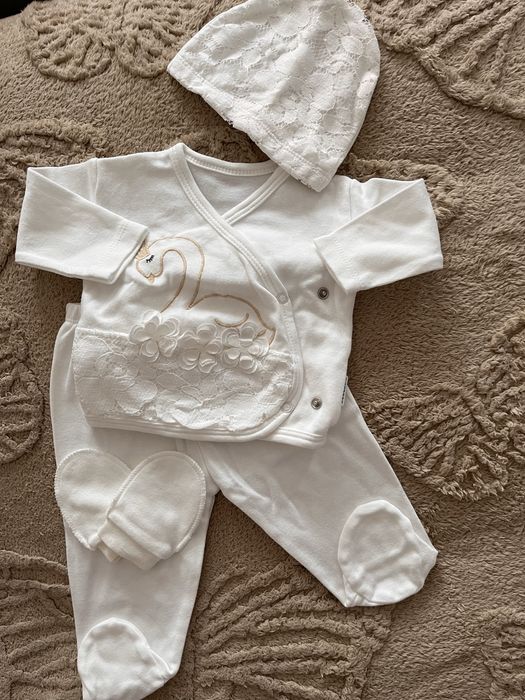 Детские вещи от рождения до 6 месяцев