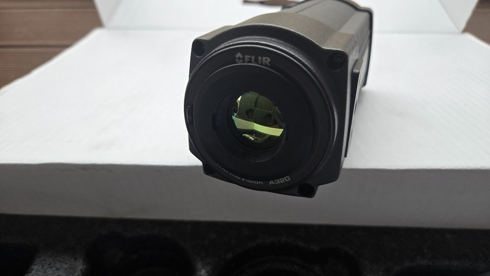 FLIR A320 camera termoviziune industrială