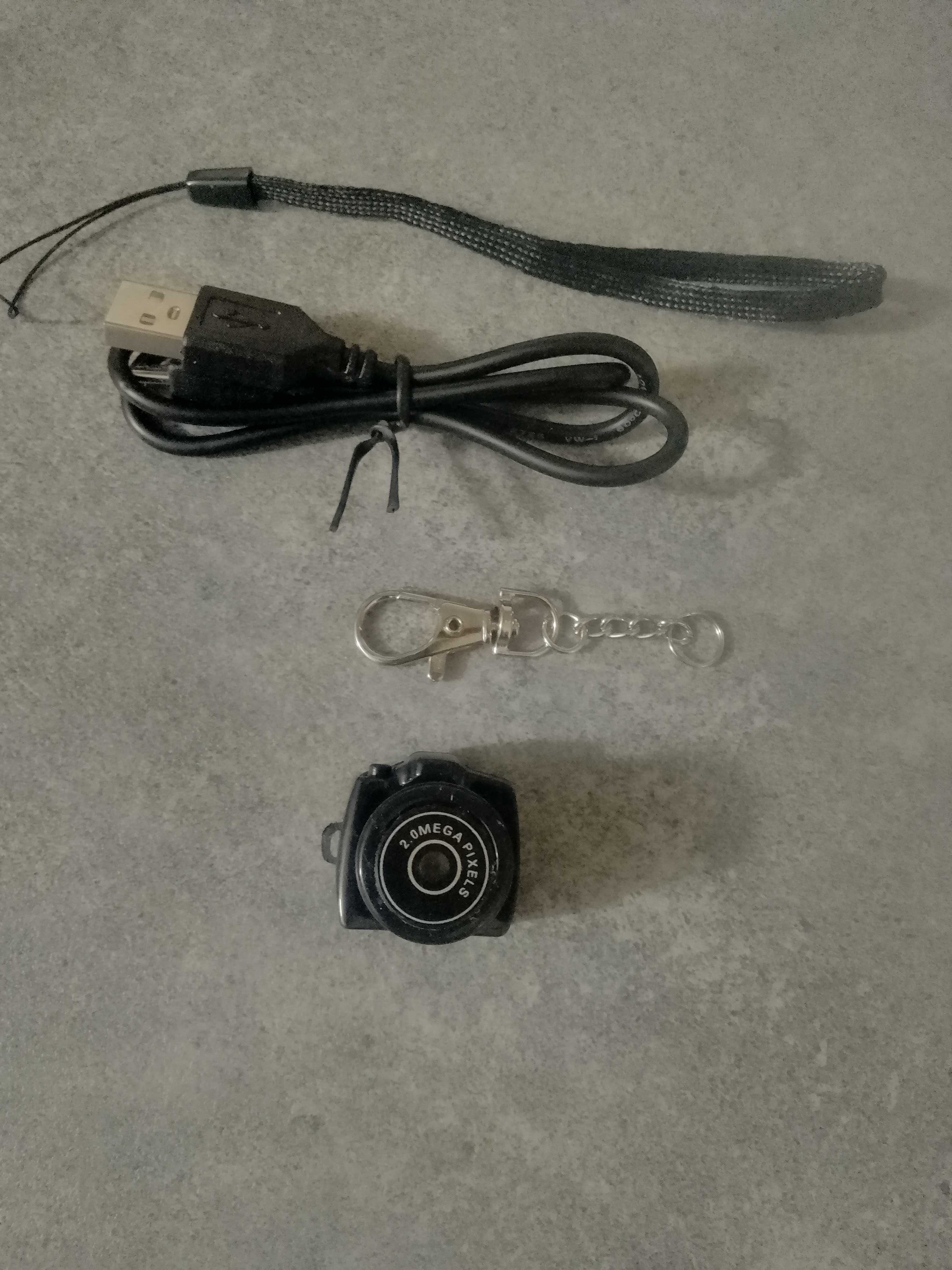 Mini camera portabila 2 megapixel