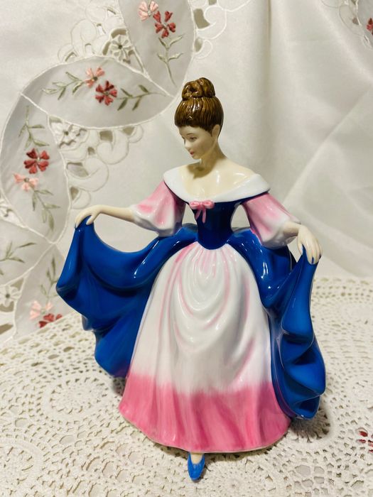 порцеланова статуетка Royal Doulton