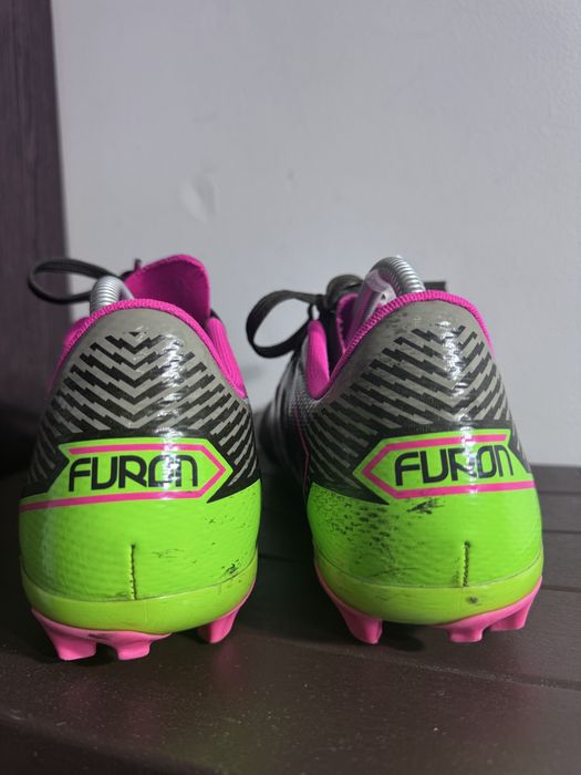 Ghete fotbal new balance furon 42