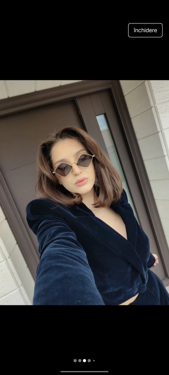 Costum ESA catifea cu umeri supradimensionați