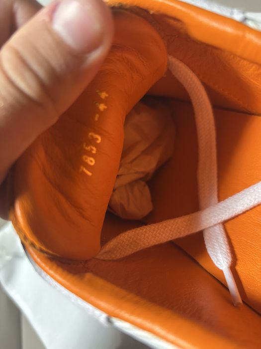 Vand Hermes Boomerang Sneakers,marimile 39-44 in stare impecabila