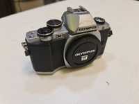 Olympus e-m10 body