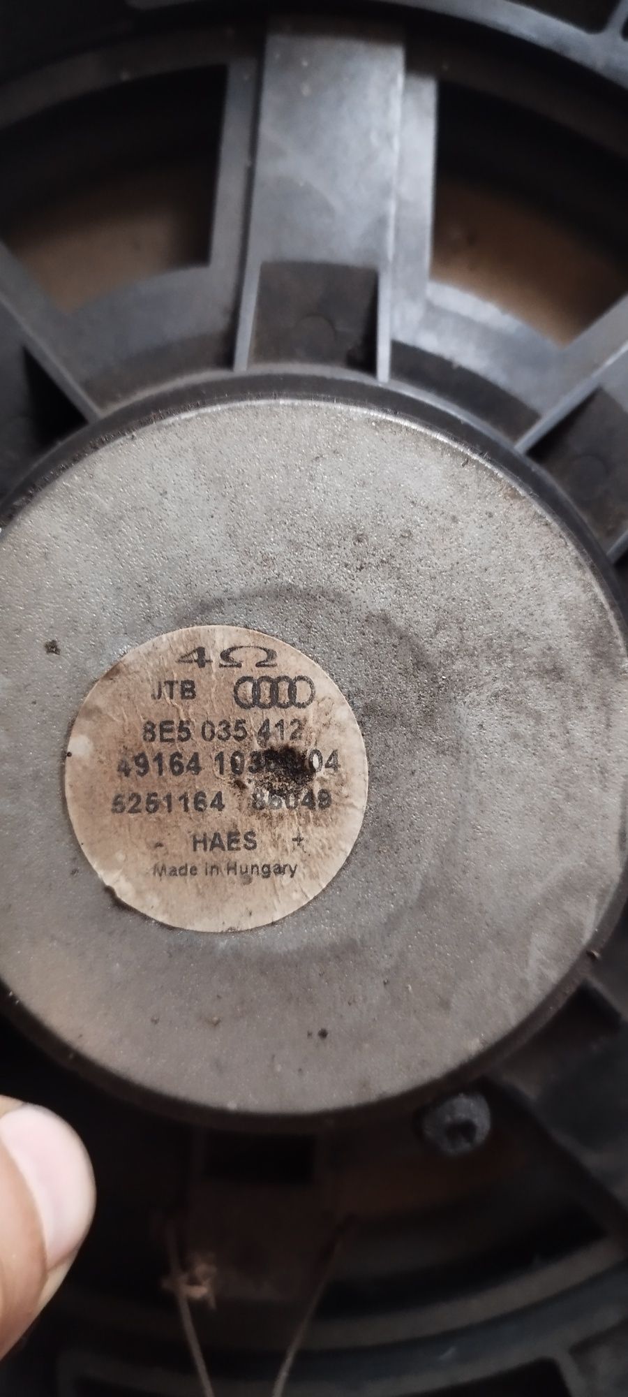 Vand difuzor subwoofer audi