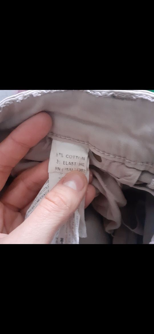 Pantaloni crem cu model la glezne