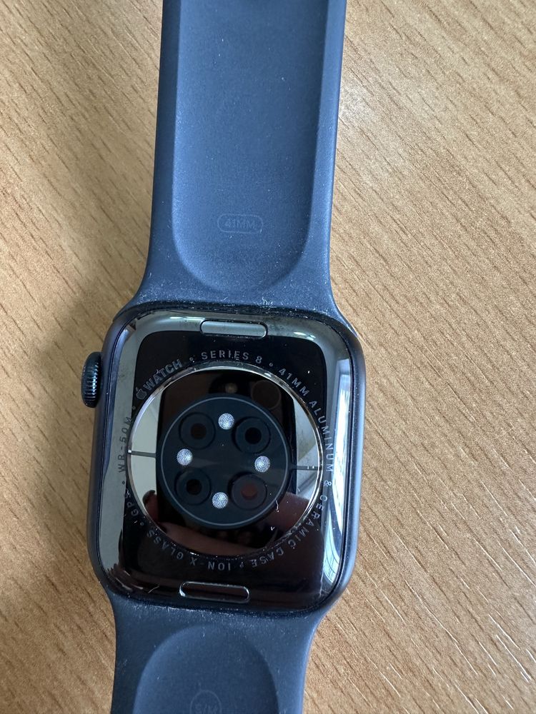 Apple watch 8 series