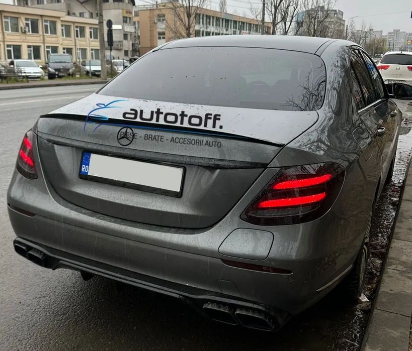 Difuzor bara spate Mercedes W213 S213 Standard (16-20) model E63 Black