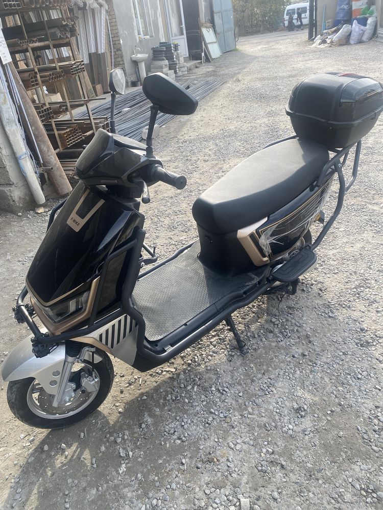 elektro skuter E-bike