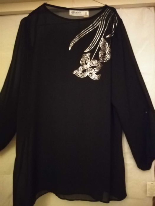 Bluza din matase cu aplicatii metalice