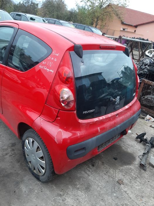 Haion de sticla Peugeot 107 an 2005-2008