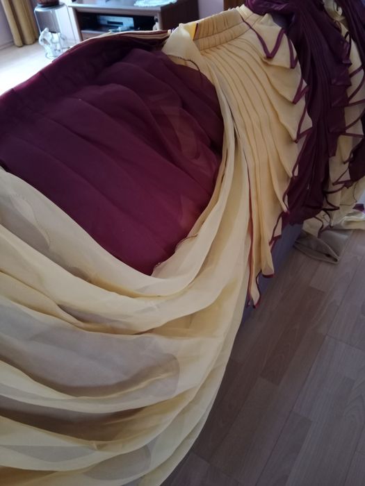 Два ламбрекена..