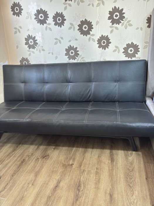 Canapea extensibilă