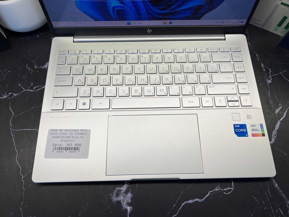 HP Pavilion Plus 14 - OLED / Core i5-13500H / 16GB / 512GB SSD / 2.8K