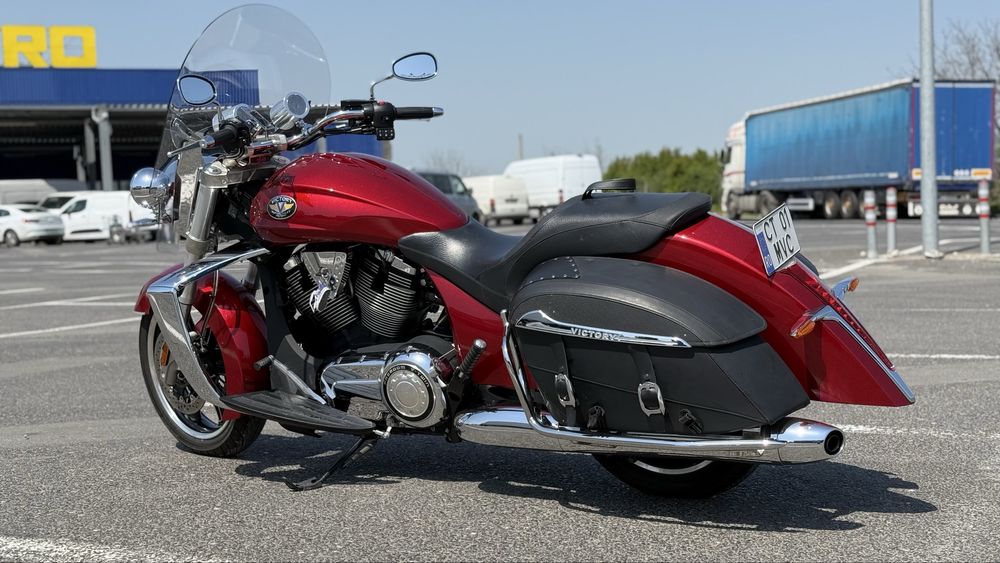 Moto Victory Cross-Roads 2012