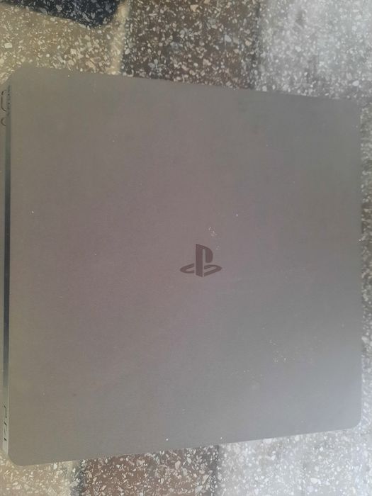 Playstation 4 slim 1tb