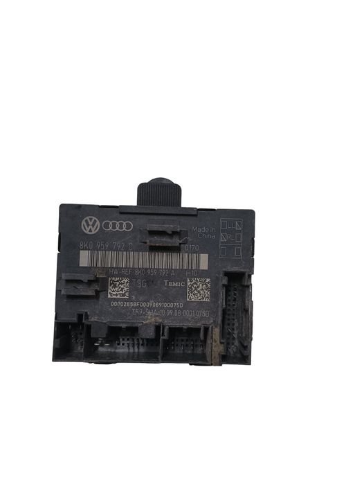 Modul de confort dreapta fata AUDI A4 IV 8K2, B8 2007 - 2015 8k0959792