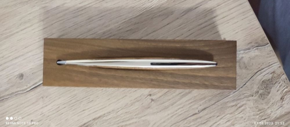 Creion interminabil Pininfarina Cambiano placat cu aur 24K 
Cod
Cod