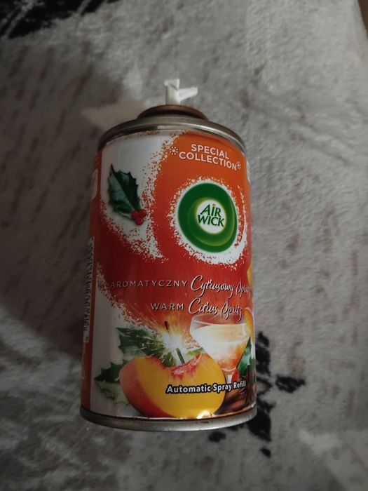 Vând Spray  de cameră , special colecțion