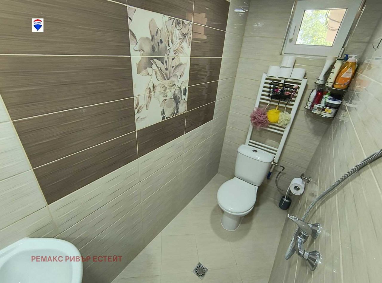Продава се Къща в с. Долно Абланово, Област Русе - 152 кв.м за 1112 €/кв.м - Снимка #12