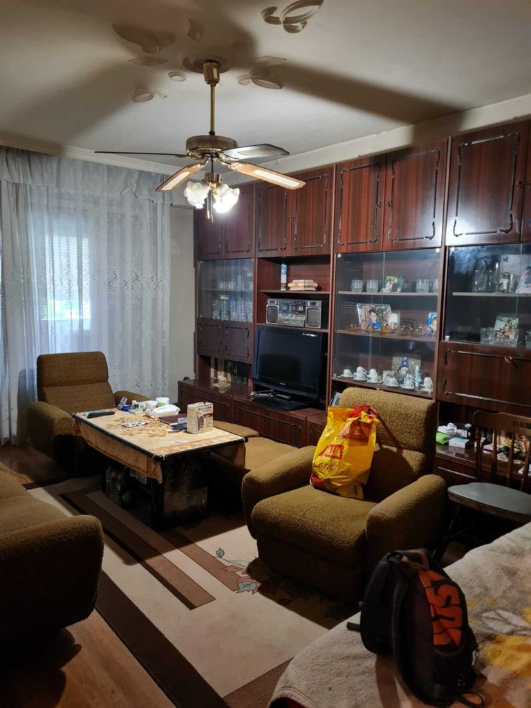 Продава се Двустаен апартамент в Плевен, Дружба 1 - 62 кв.м за 1355 €/кв.м - Снимка #4